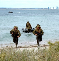 Watermanship-training-at-Garden-Island-2007-3