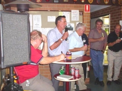 2012-Lofty-Warren-giving-talk-to-members