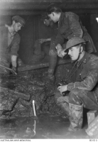 1917-Tunnellers-working-conditions
