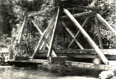 1944-Truss-Suspension-bridge-New-Britain