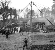Bridge-building-WW2